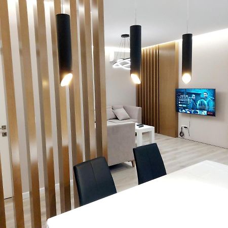 Luxurious Double Bedroom Suite Тирана Экстерьер фото