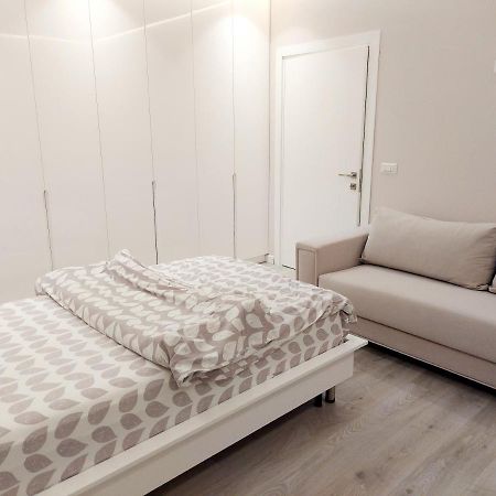Luxurious Double Bedroom Suite Тирана Экстерьер фото